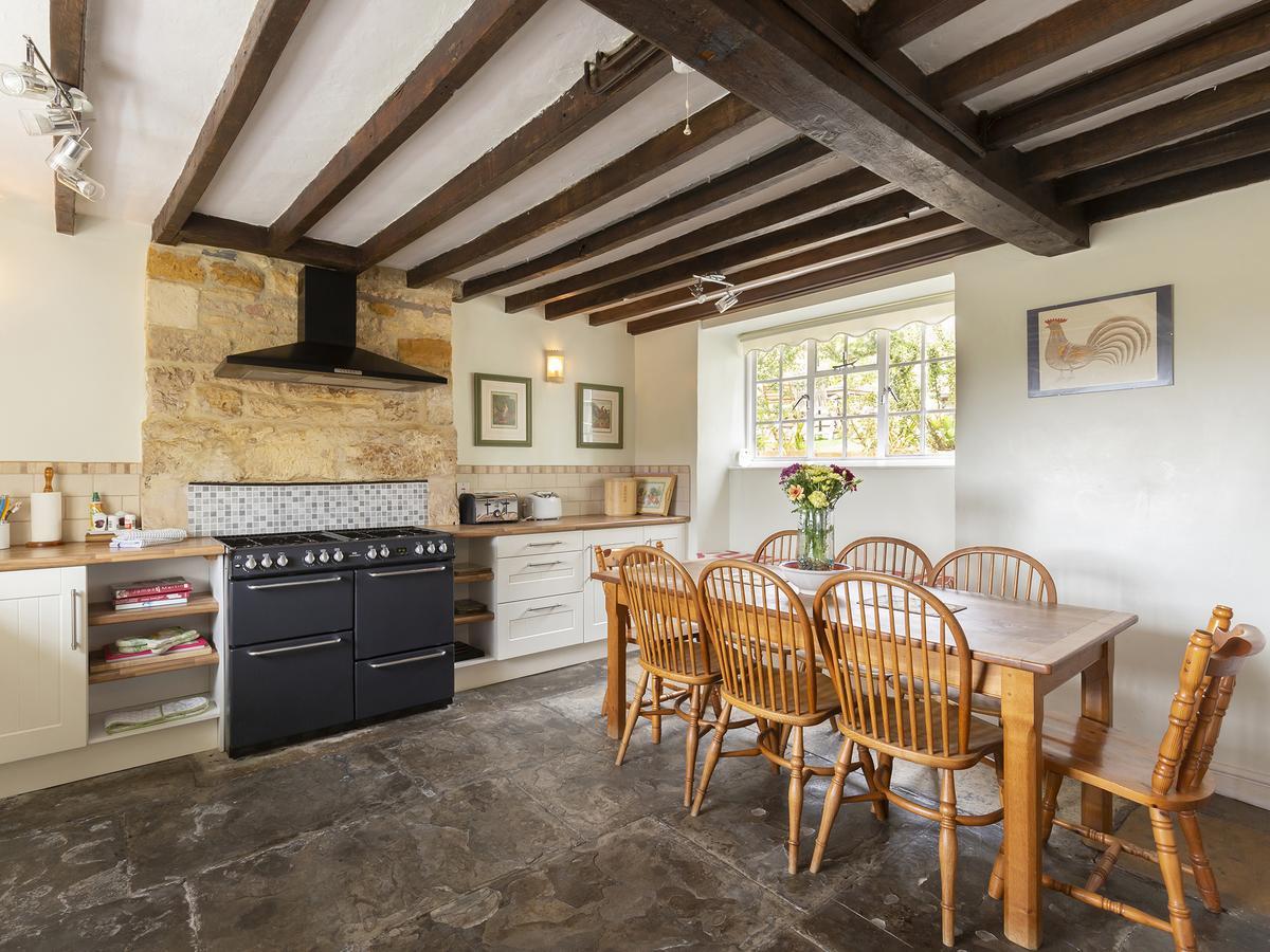 Pilgrim Cottage Bourton on the Hill Exteriér fotografie