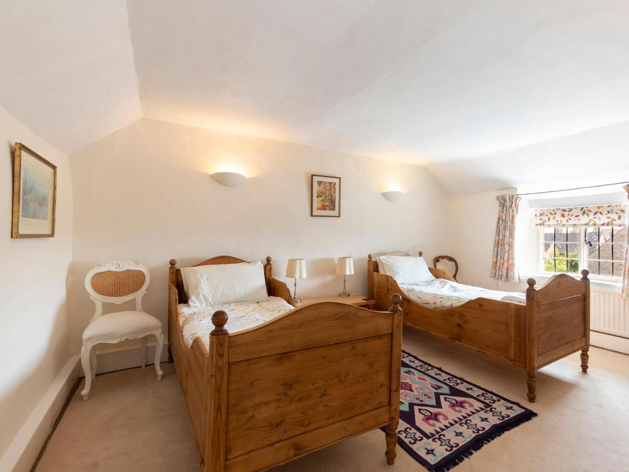 Pilgrim Cottage Bourton on the Hill Exteriér fotografie